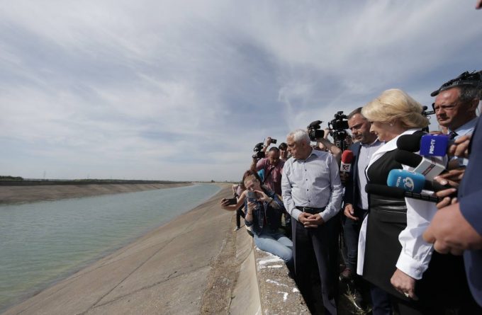 VIDEO Vizită la canal. Scenetă cu Dăncilă, Daea și Oprișan