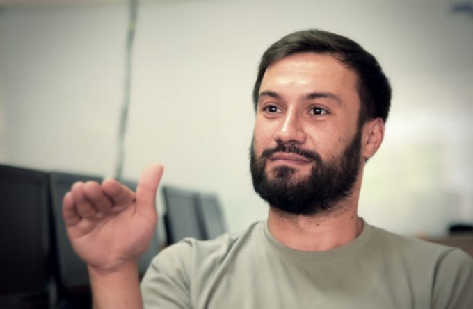 Sistemul de atenții din școala românească. „M-am trezit cu un voucher cadou și m-am dus în fața elevilor: «Vă place ce-au făcut părinții voștri?»“