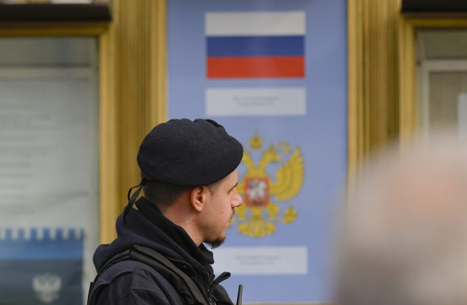 24 MAI 2024. Spionaj pentru Rusia? Un prahovean a fost arestat